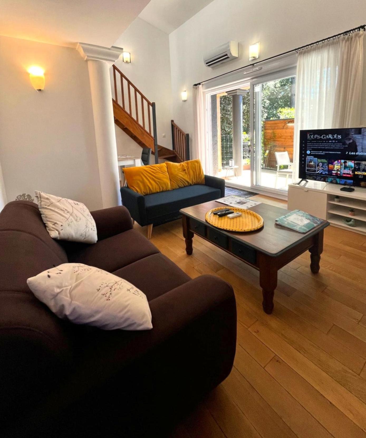 Spacieuse Dependance Duplex 50 M2 Classe 3 Etoiles Sans Vis-A-Vis Gréoux-les-Bains المظهر الخارجي الصورة